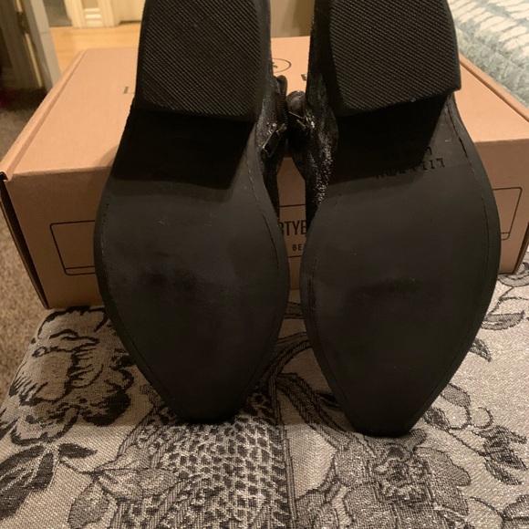 Liberty Black Women’s Booties Size 8.5 All Leather - Picture 3 of 6